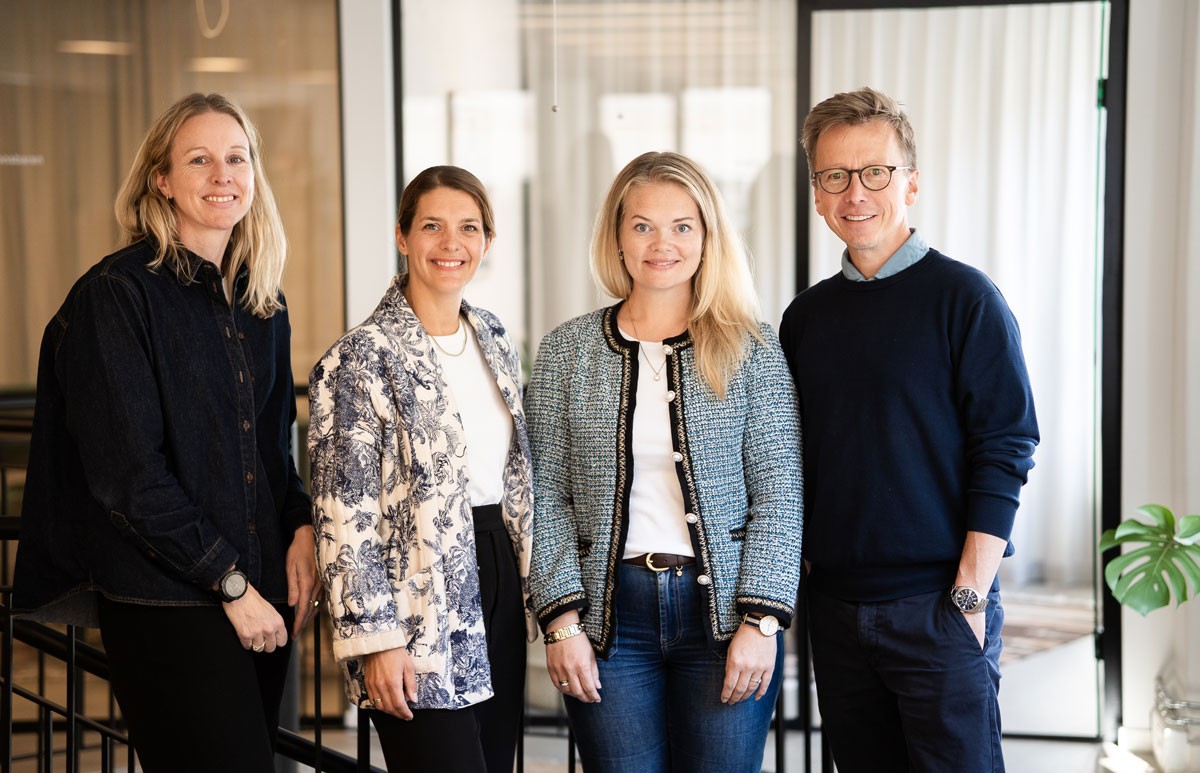 Anna i Drammen med ansatte fra Æra