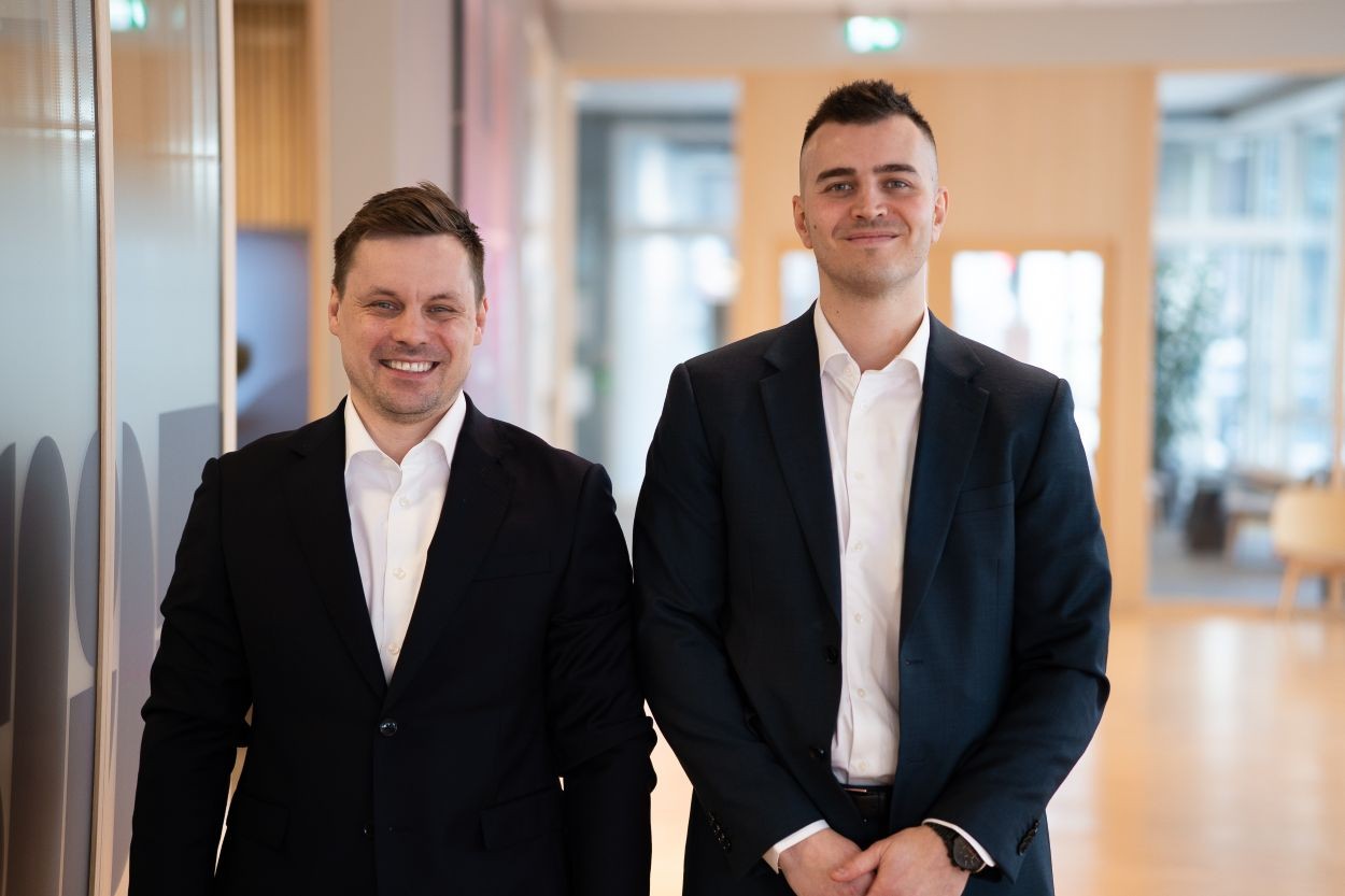 Hans Arne og Lars er to av bankens Private Banking-rådgivere