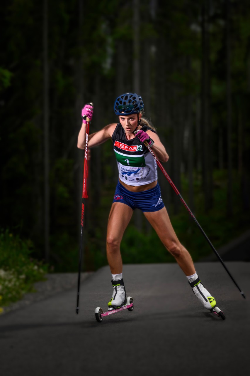 talentstipend mottaker Eline er langrennsløper