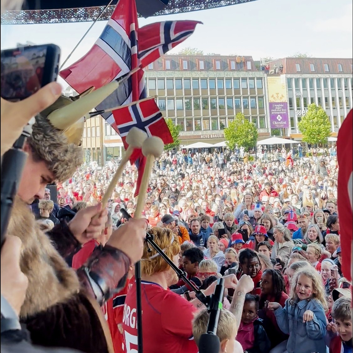 Nå blir det folkefest på torvet i Trondheim