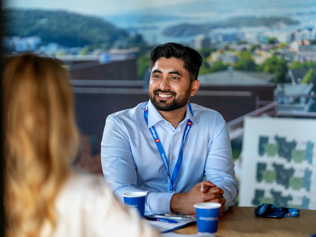 smn-em1-traineeprogram-megler-moterom