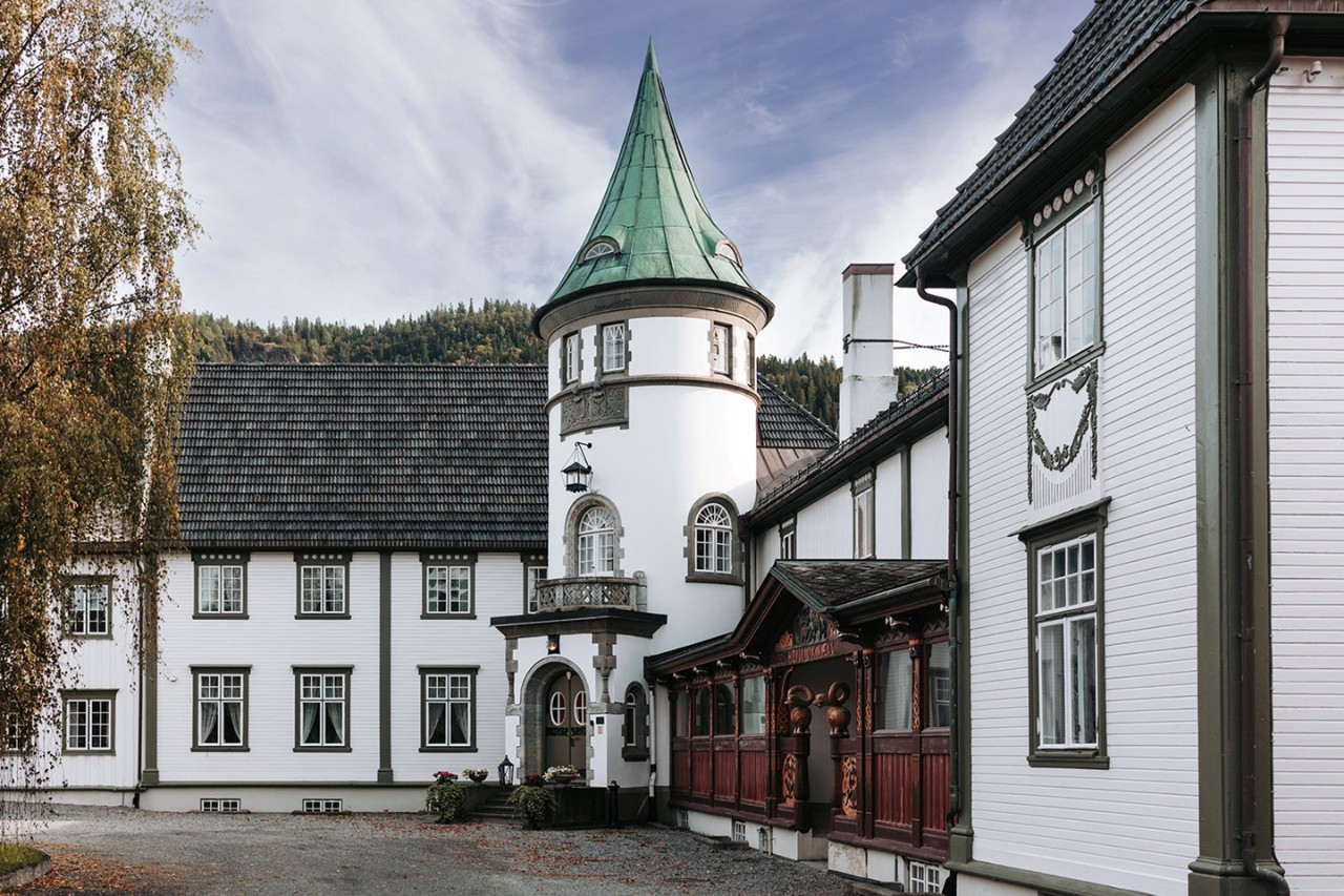 Bårdshaug Herregård