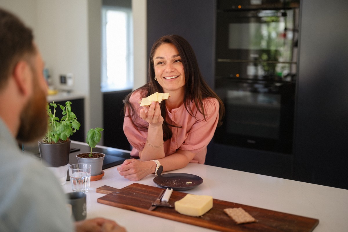 Familiefrokost, mor og datter