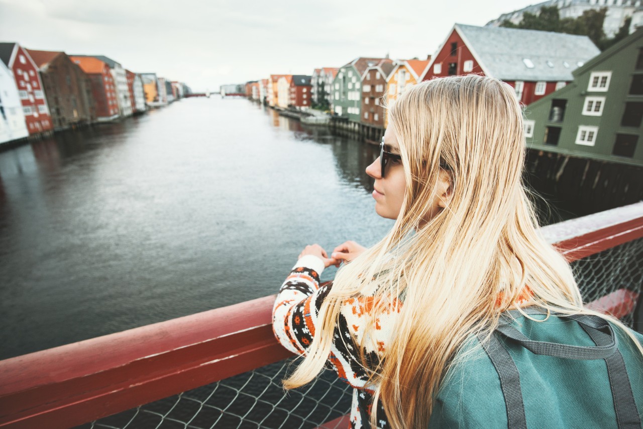 Ung student jente trondheim reise forsikring
